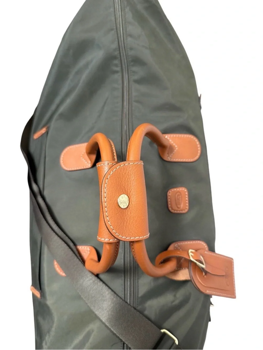 Brics spacious black